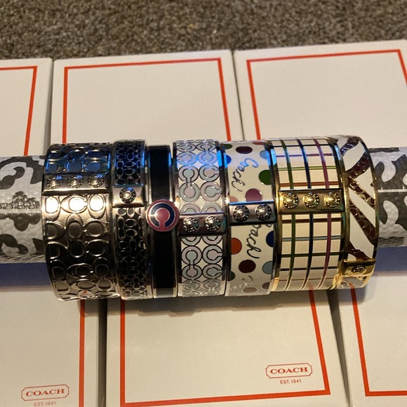 Authentic Coach Bangles Signature Logo Patterns Styles Size 7 Ring Silver Gold - Picture 2 of 16